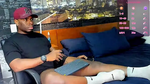 thomas santtos1 online show from February 17, 12:59 pm