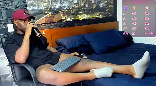 thomas santtos1 online show from February 22, 12:19 pm