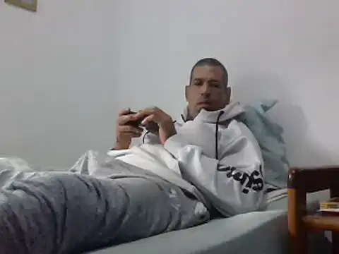 jackbigcock11 online show from January 7, 11:33 am