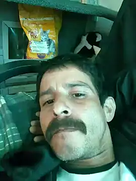 LongDickZee562 online show from December 10, 5:22 pm