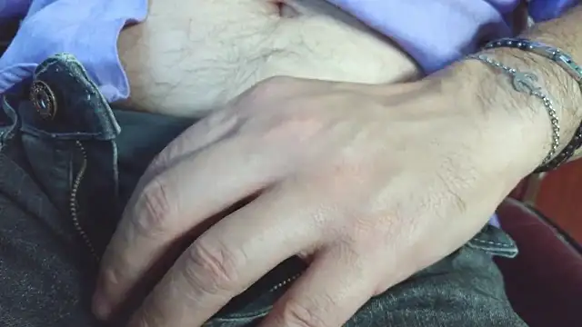 smoothandtiny online show from September 25, 8:02 am