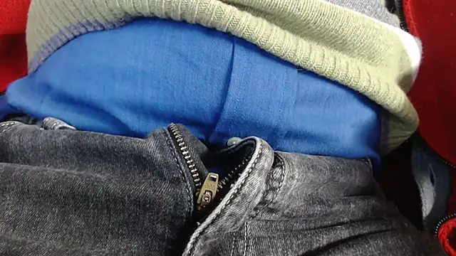 smoothandtiny online show from December 18, 9:04 am