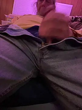 Helmut1971 online show from April 8, 6:02 am