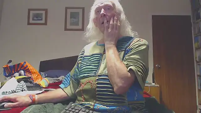 WaverlyKernow online show from February 10, 1:16 pm