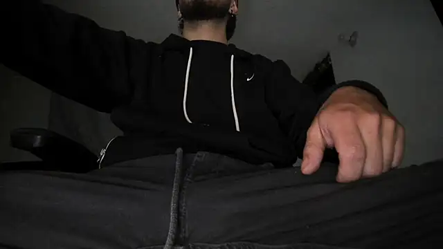 s sven03 online show from September 10, 3:49 am