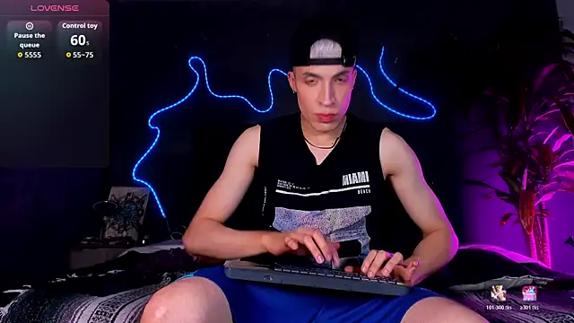 Angel Snowhotxxx online show from July 16, 3:13 am
