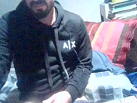 Snapshot of giorgakaci69 chatting on October 5, 10:14 pm giorgakaci69 online show from October 5, 10:14 pm