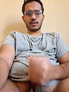 alesssterling online show from February 22, 7:34 am