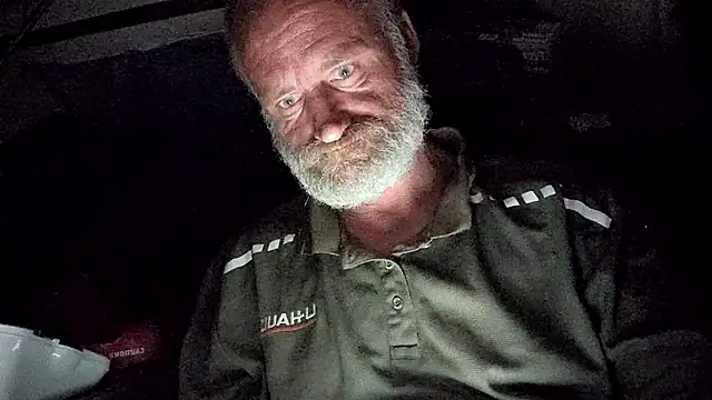 FloppyPickle4u online show from March 2, 7:37 am