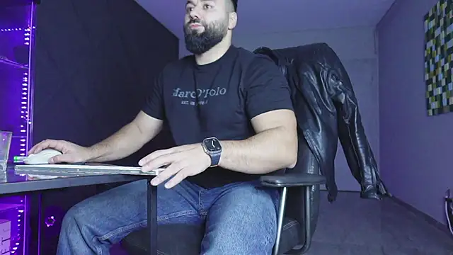 mattmasterss online show from January 15, 9:39 pm