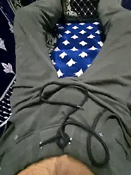 Yours1311 online show from November 4, 12:50 pm