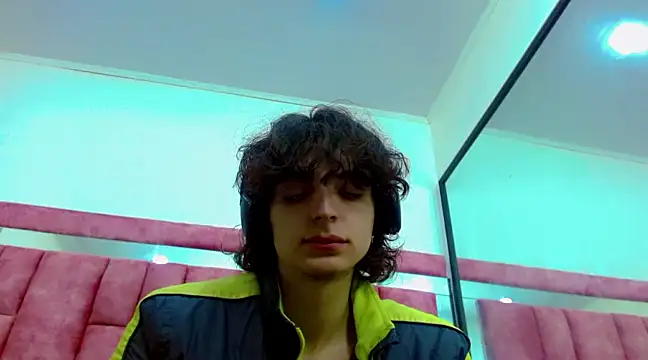 Sr BonnyEthan online show from February 6, 1:43 pm