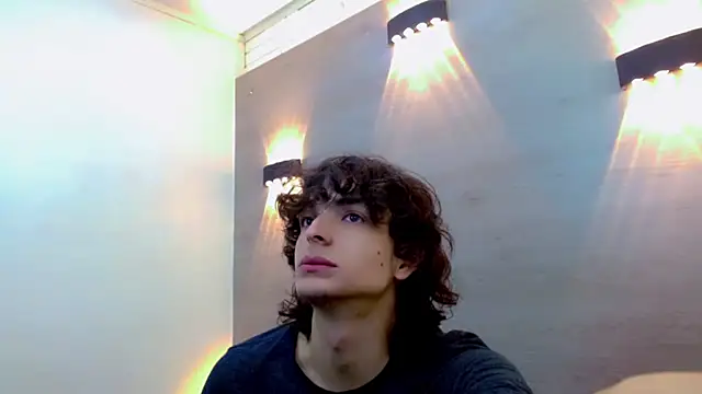 Sr BonnyEthan online show from September 15, 1:45 pm