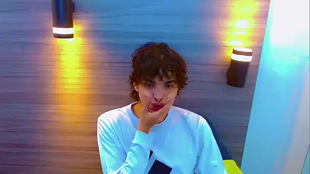 Sr BonnyEthan online show from July 20, 1:13 pm