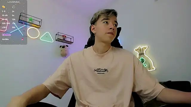 bunny maxi online show from December 7, 12:24 pm