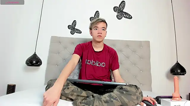 bunny maxi online show from December 6, 1:22 pm