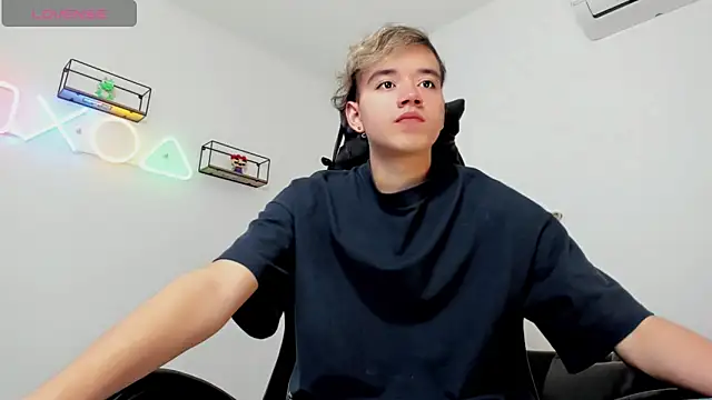 bunny maxi online show from December 16, 1:00 pm