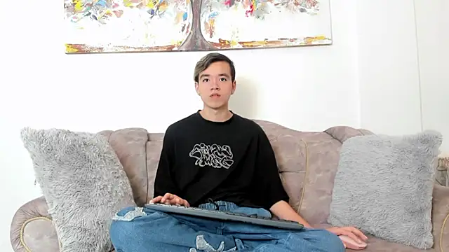 bunny maxi online show from March 18, 12:28 pm