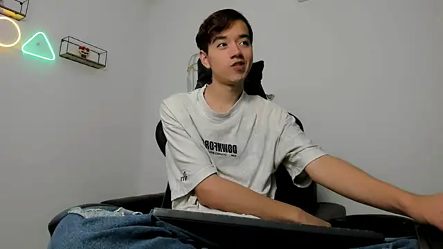 bunny maxi online show from December 3, 12:44 pm