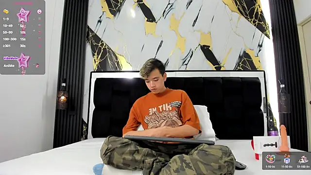 bunny maxi online show from March 15, 12:34 pm