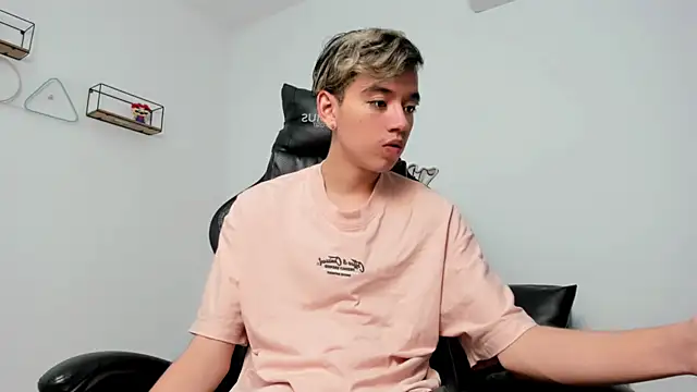 bunny maxi online show from March 10, 12:28 pm