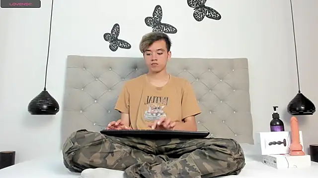 bunny maxi online show from February 28, 1:47 pm