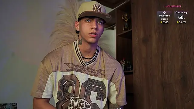 Josep Davies online show from November 8, 2:48 am