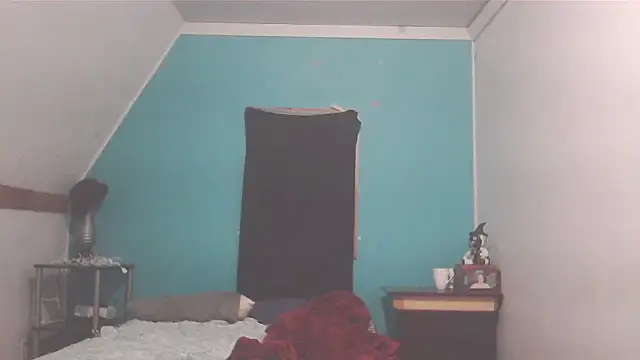 Snapshot of Smurfschmidt chatting on February 22, 2:27 pm Smurfschmidt online show from February 22, 2:27 pm