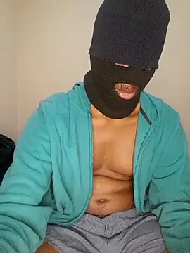 Gifttheskimaskboy online show from March 21, 4:39 am