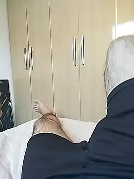 flavio81augusto online show from February 16, 12:47 pm