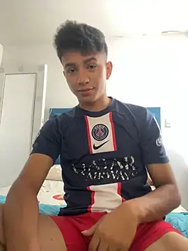 Leonarrrd 01 online show from January 23, 4:49 pm