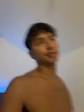 Leonarrrd 01 online show from February 27, 11:58 pm