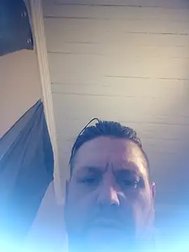 Buddy Cuck online show from November 21, 3:22 pm