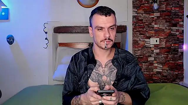 cek 186 online show from January 12, 7:40 pm