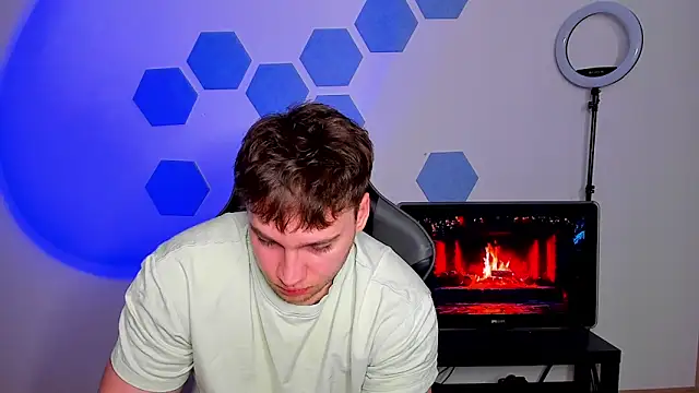 Chris Tyson online show from February 21, 7:20 am