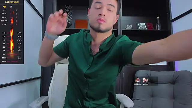 EdwardRoss  online show from February 5, 7:53 pm