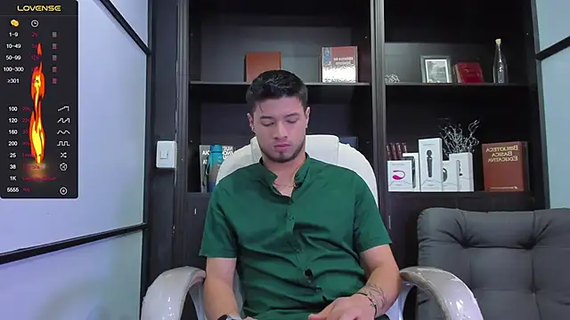 EdwardRoss  online show from January 27, 7:13 pm