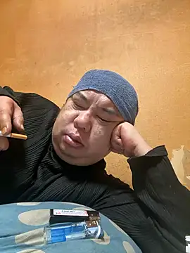 punk0805 online show from February 28, 8:08 pm