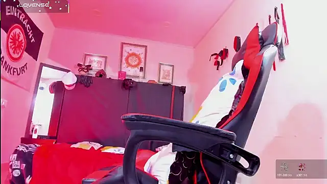 AlejoKhalifa  online show from January 9, 9:14 am