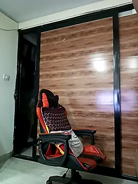 AlejoKhalifa  online show from October 3, 9:03 am