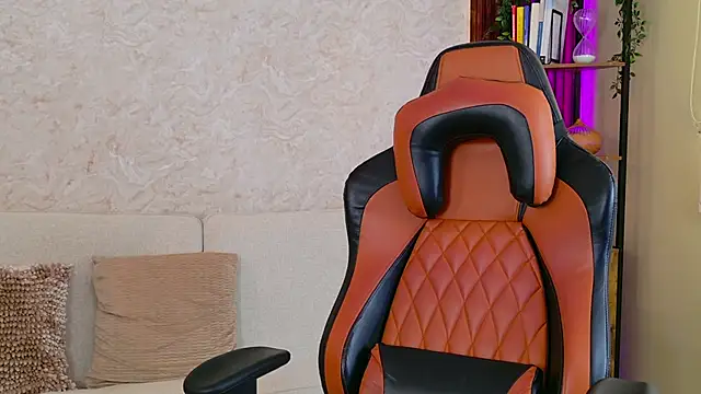 AdanReilly online show from November 23, 3:01 pm