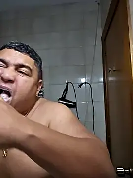 gordito xx online show from December 10, 6:11 am