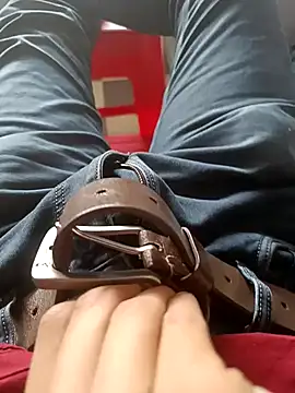 HeftyTheory7 online show from December 3, 8:20 am