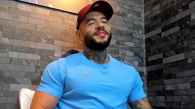 BruceDallas online show from January 7, 1:54 am