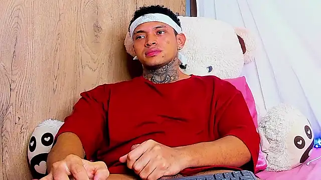 Stiven collins online show from January 8, 6:51 am