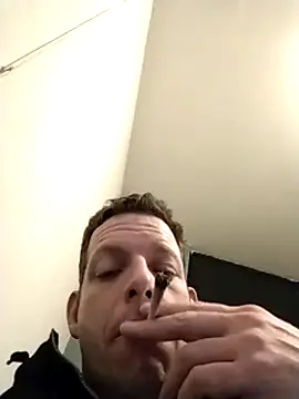 Knuffelstaaf123 online show from January 7, 2:54 am