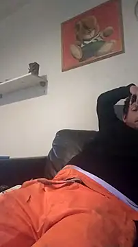 Knuffelstaaf123 online show from March 25, 2:54 pm