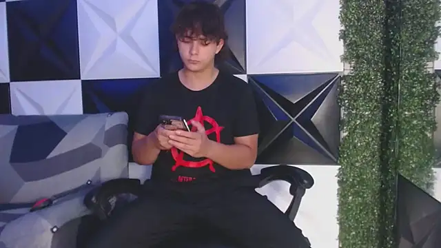 Dani cumboy online show from March 15, 3:40 am