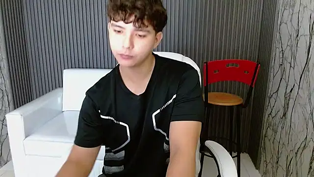 Dani cumboy online show from September 27, 1:20 pm