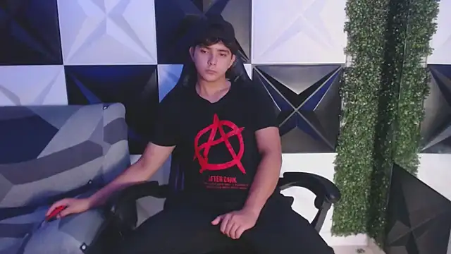 Dani cumboy online show from March 15, 11:17 pm